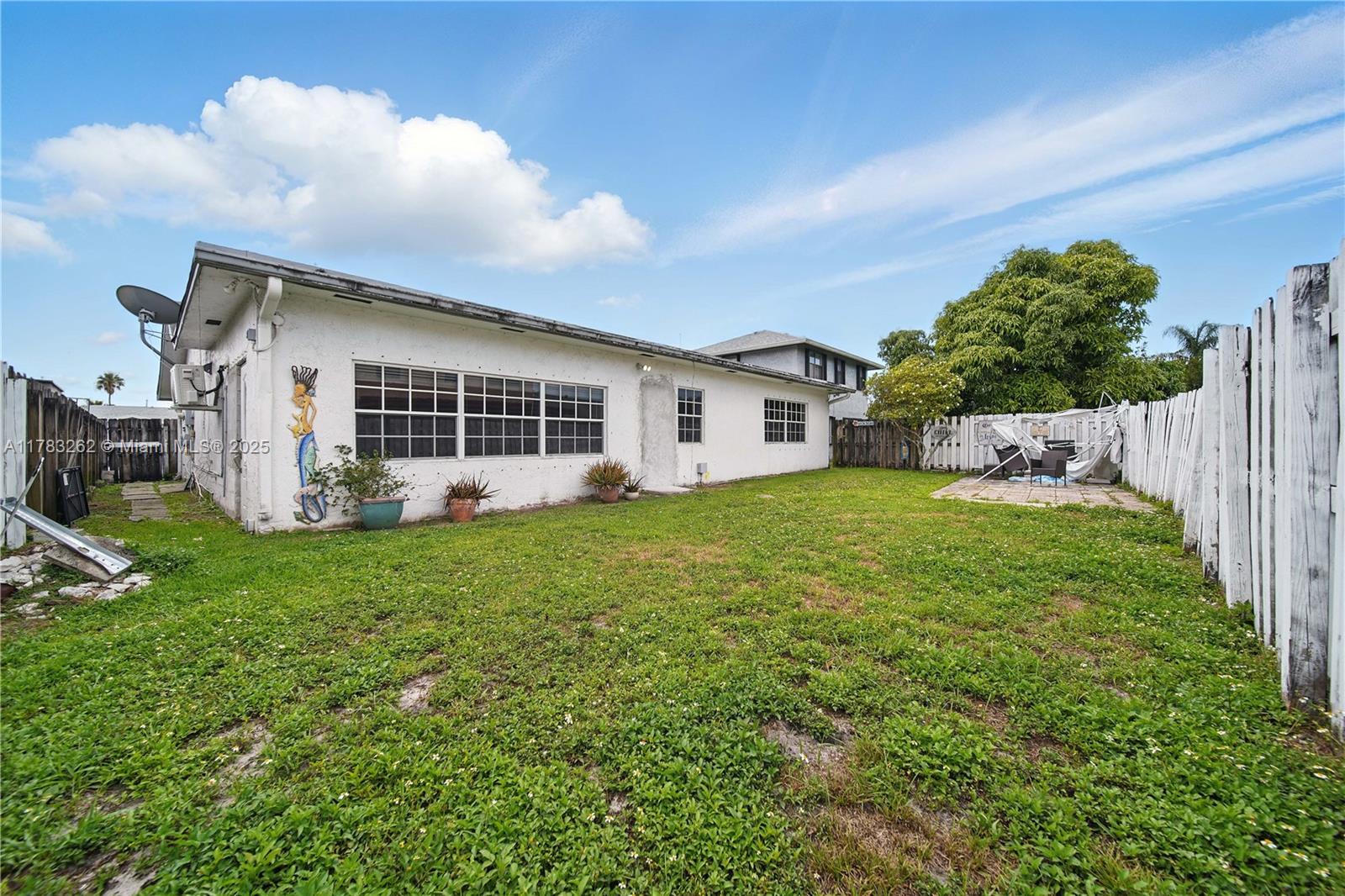 SUNRISE GOLF VILLAGE - Residential