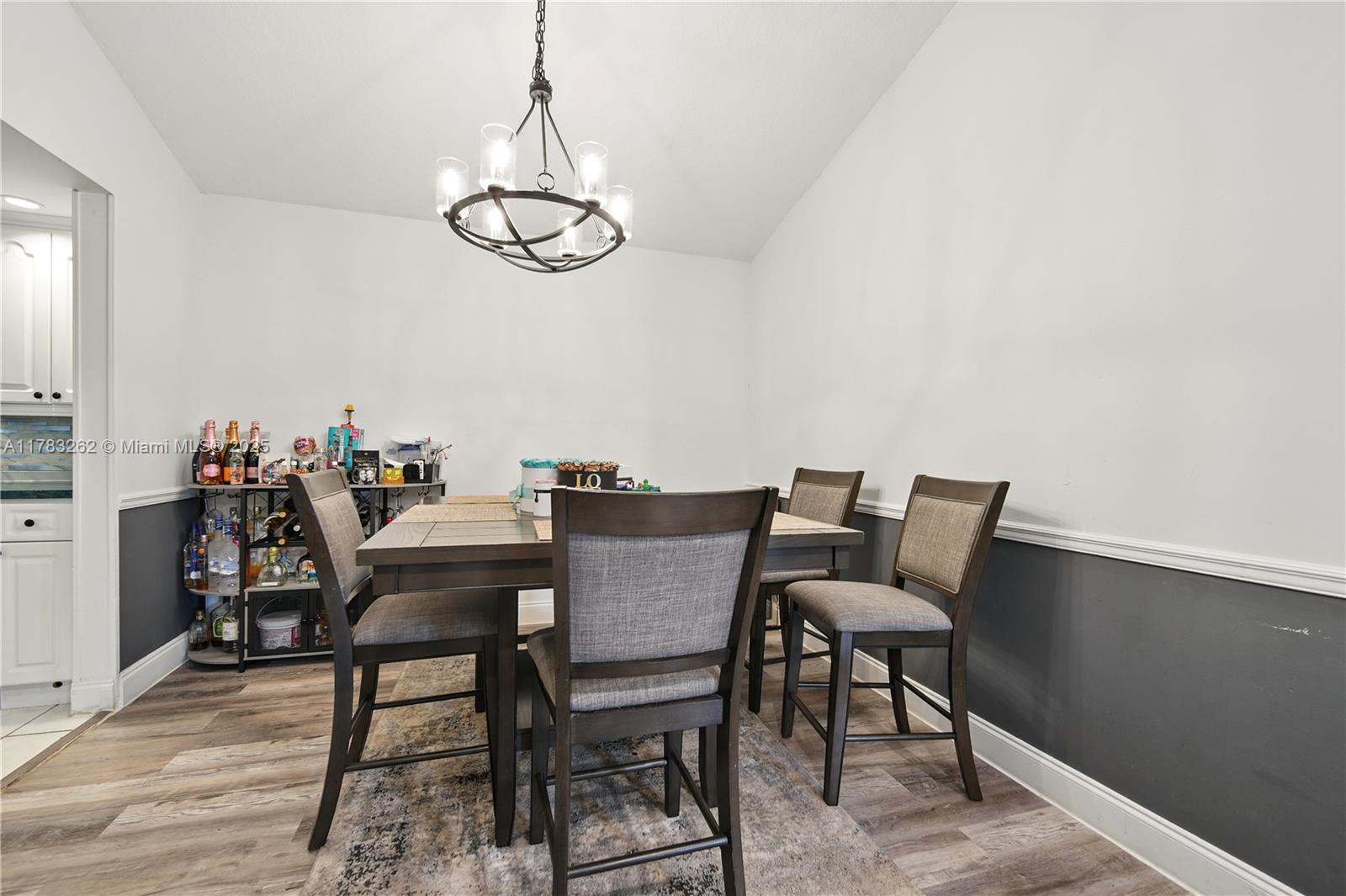 SUNRISE GOLF VILLAGE - Residential