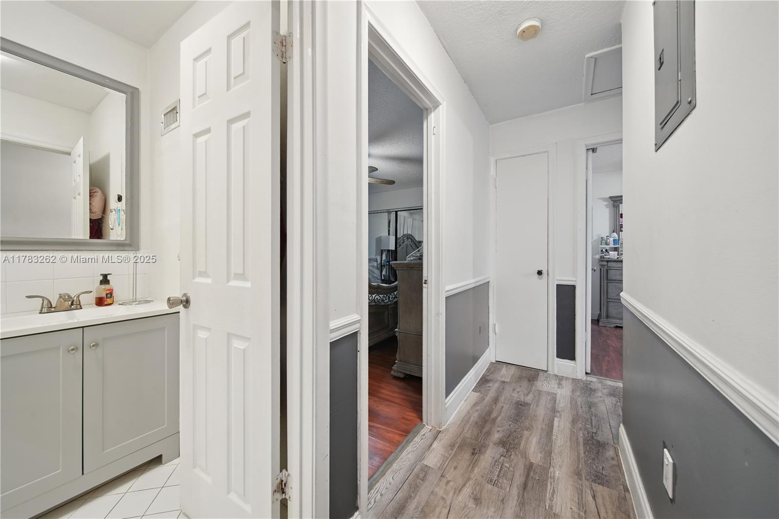 SUNRISE GOLF VILLAGE - Residential