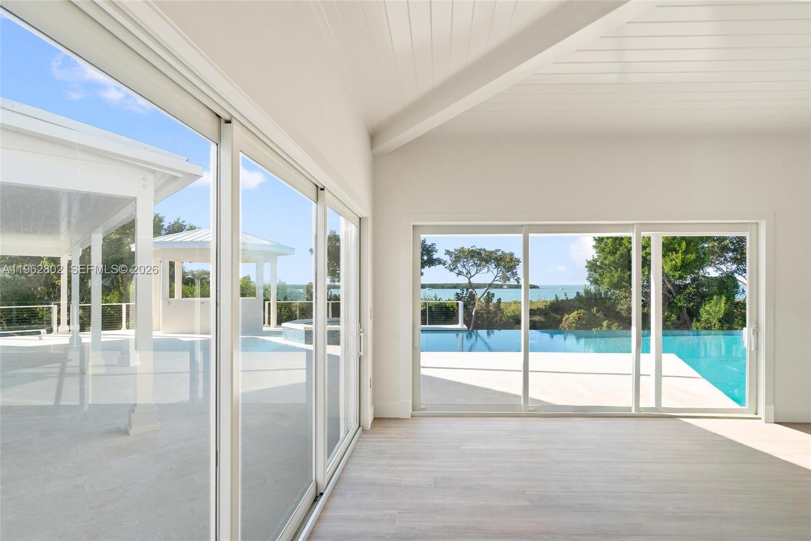 Upper Matecumbe - Residential