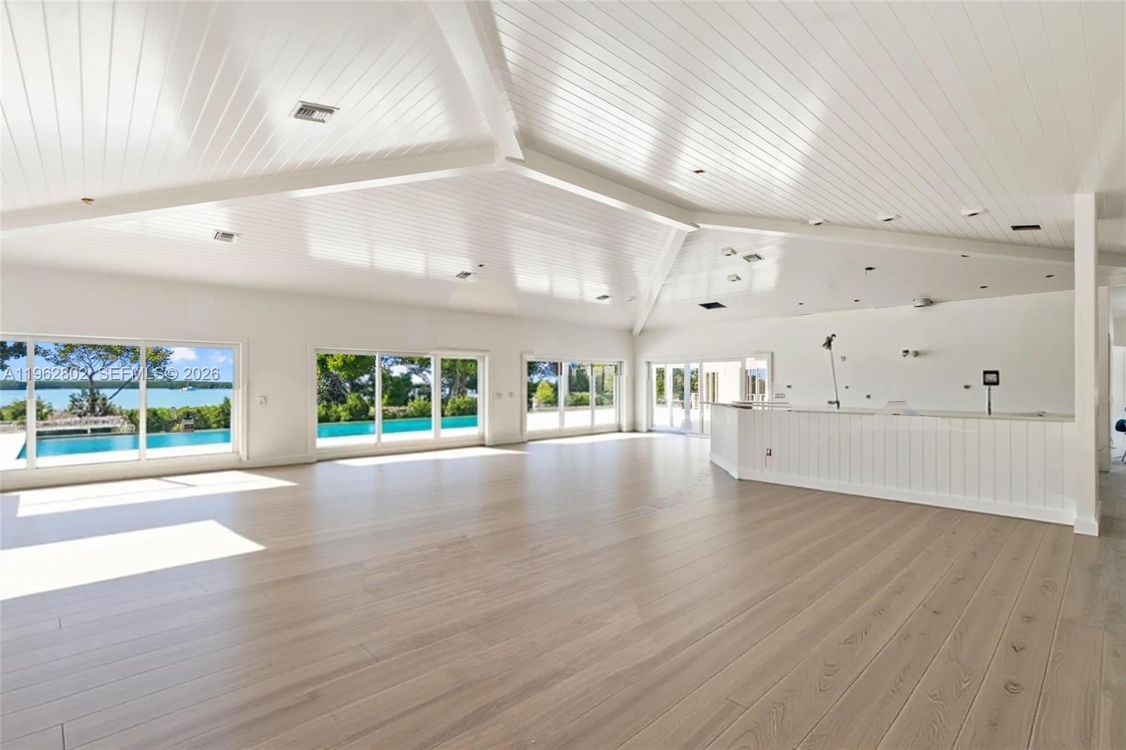 Upper Matecumbe - Residential