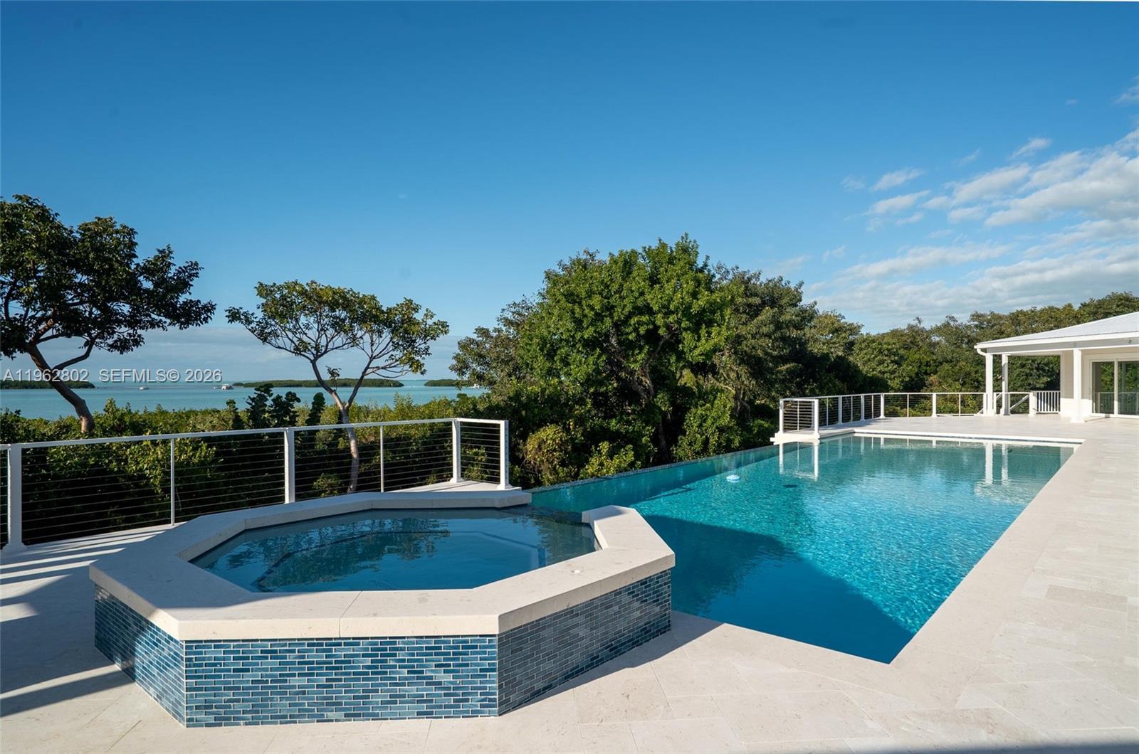 Upper Matecumbe - Residential