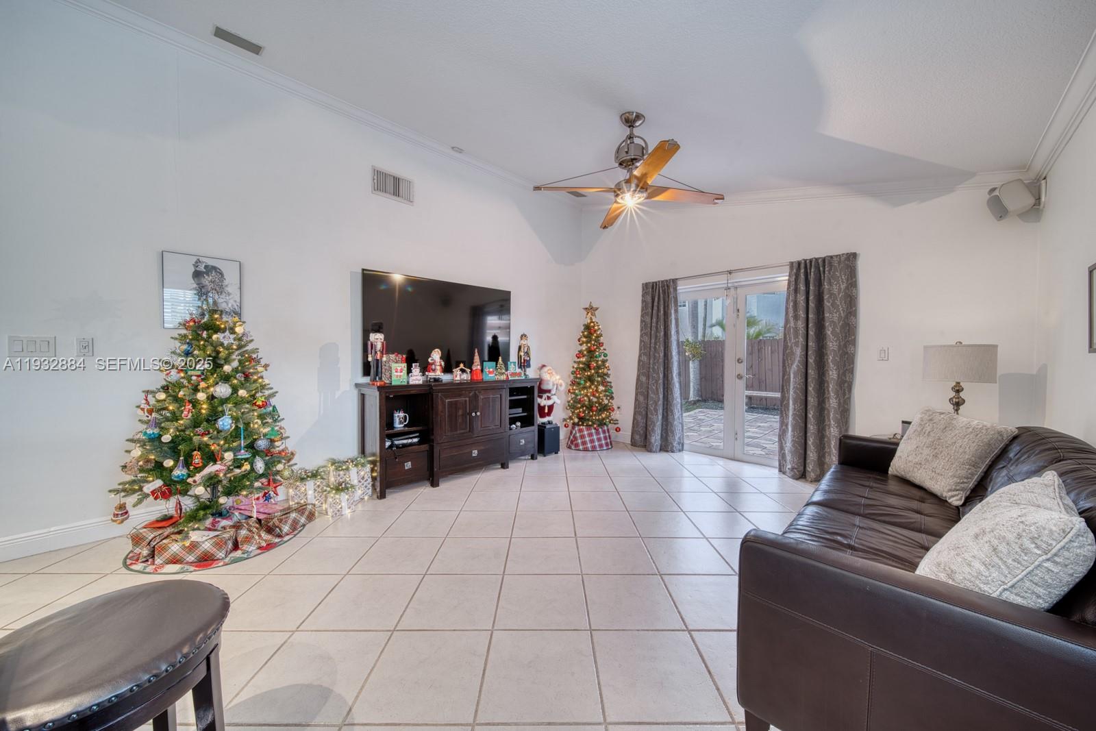 FOREST LAKES ESTATES SEC - Residential