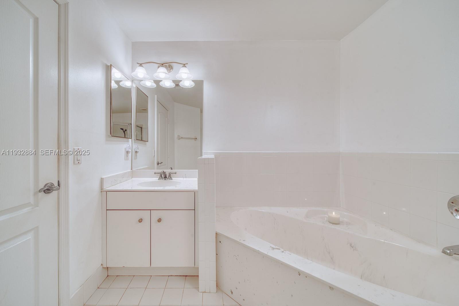 FOREST LAKES ESTATES SEC - Residential