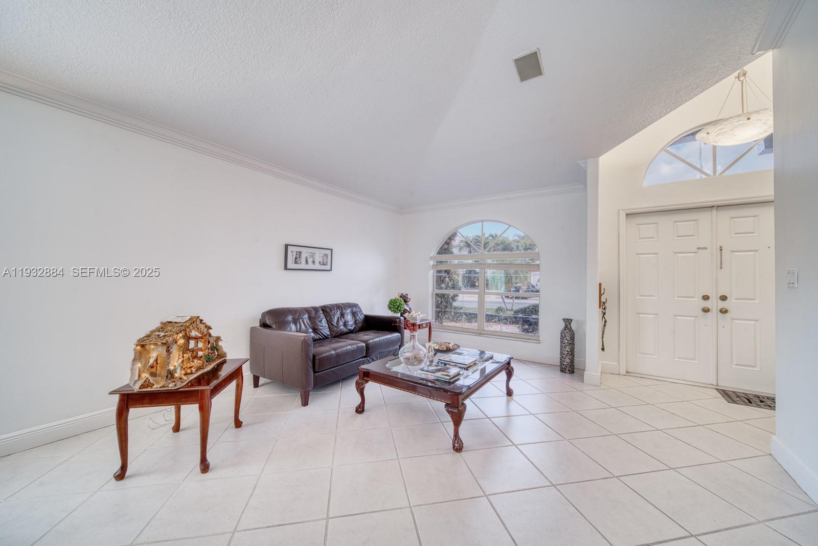 FOREST LAKES ESTATES SEC - Residential