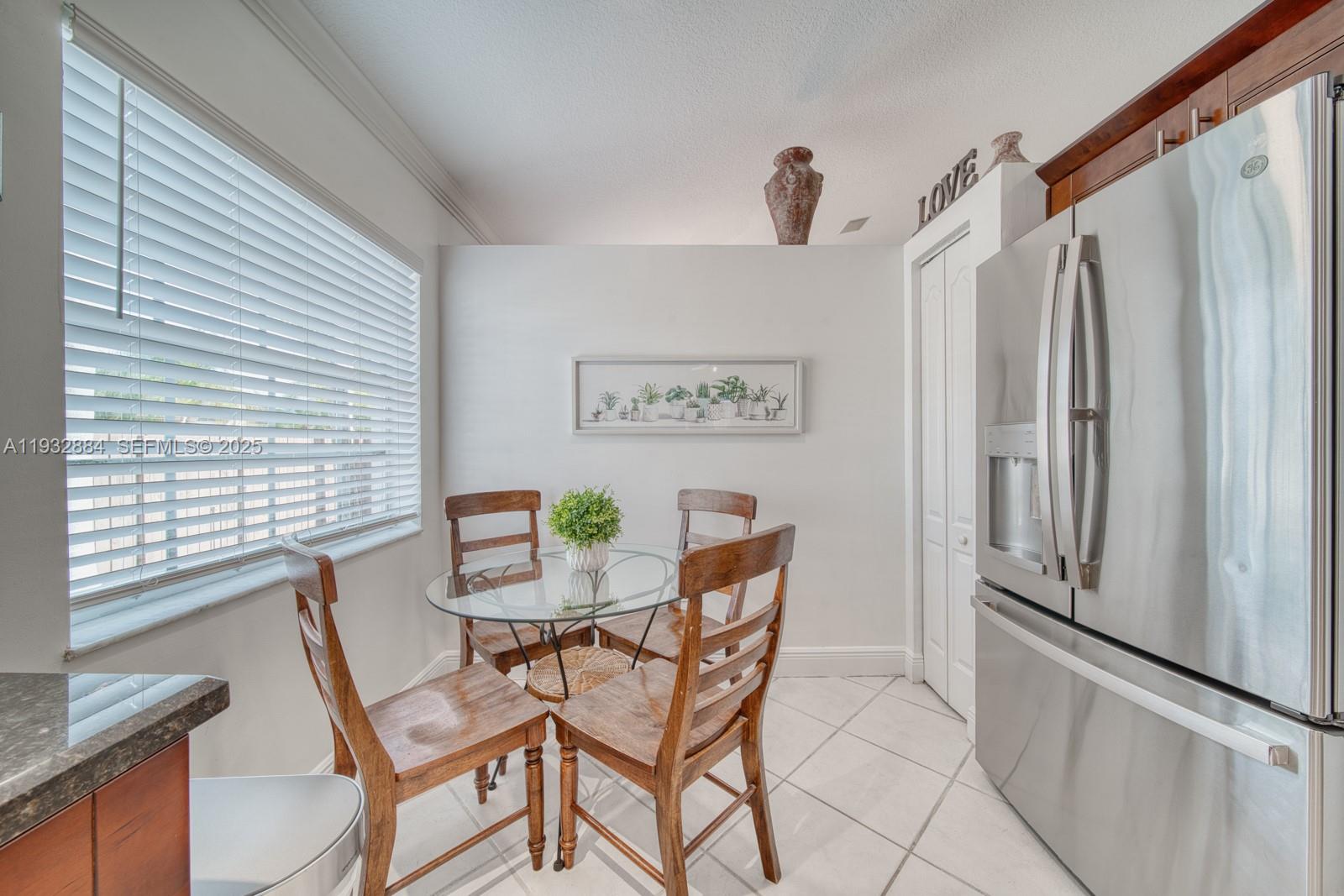 FOREST LAKES ESTATES SEC - Residential