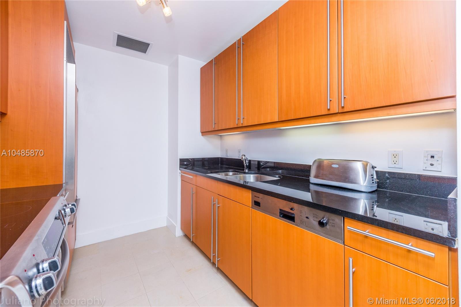 MILLENNIUM TOWER - Residential