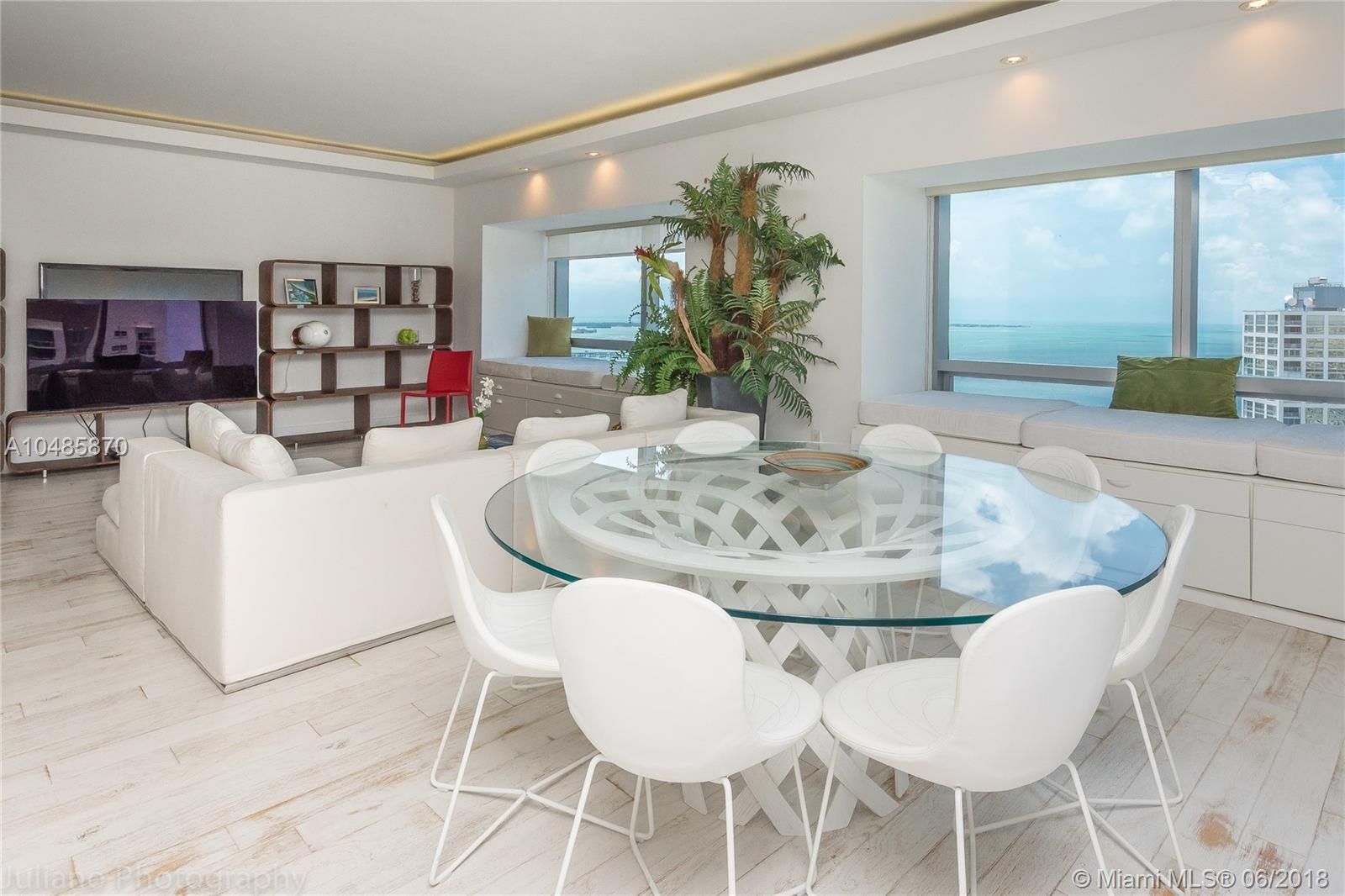 MILLENNIUM TOWER - Residential