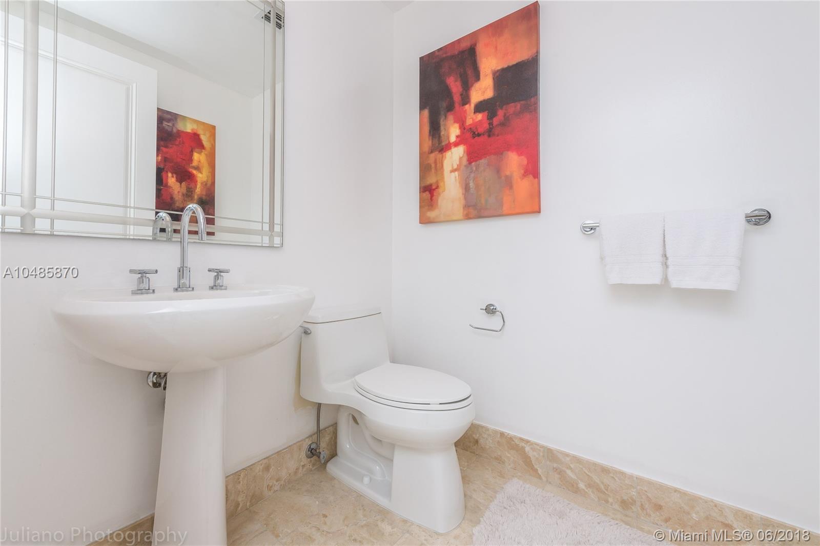 MILLENNIUM TOWER - Residential