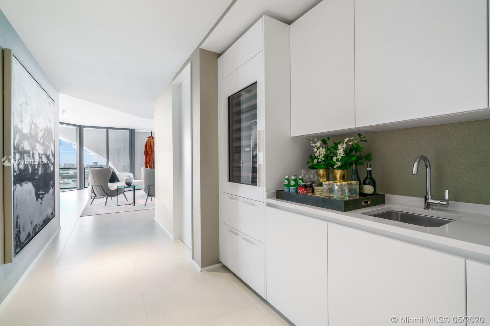 ONE THOUSAND MUSEUM CONDO - Residential