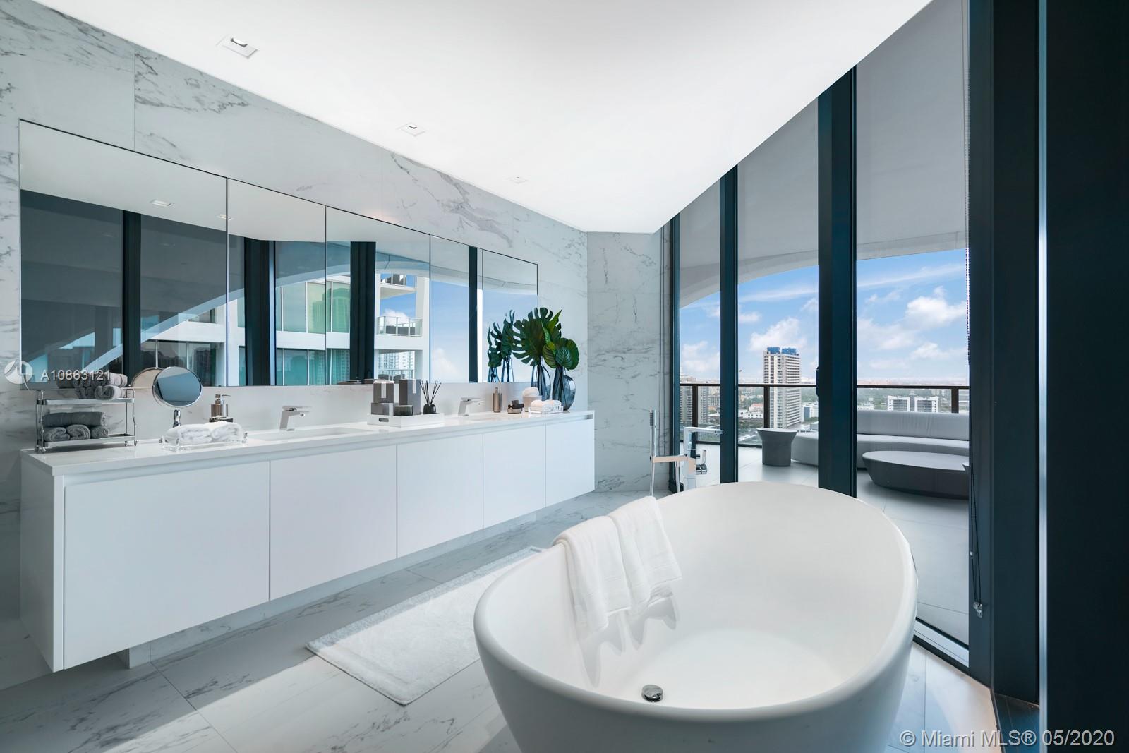 ONE THOUSAND MUSEUM CONDO - Residential