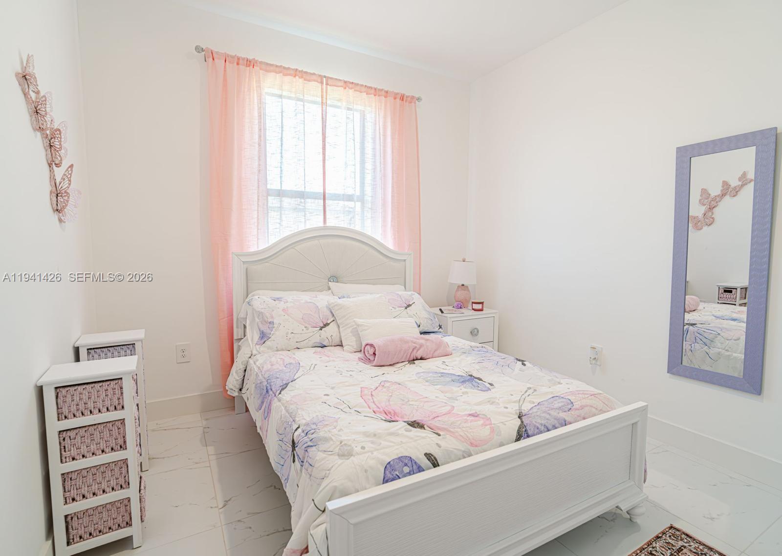 LEHIGH ESTATES - Residential Income