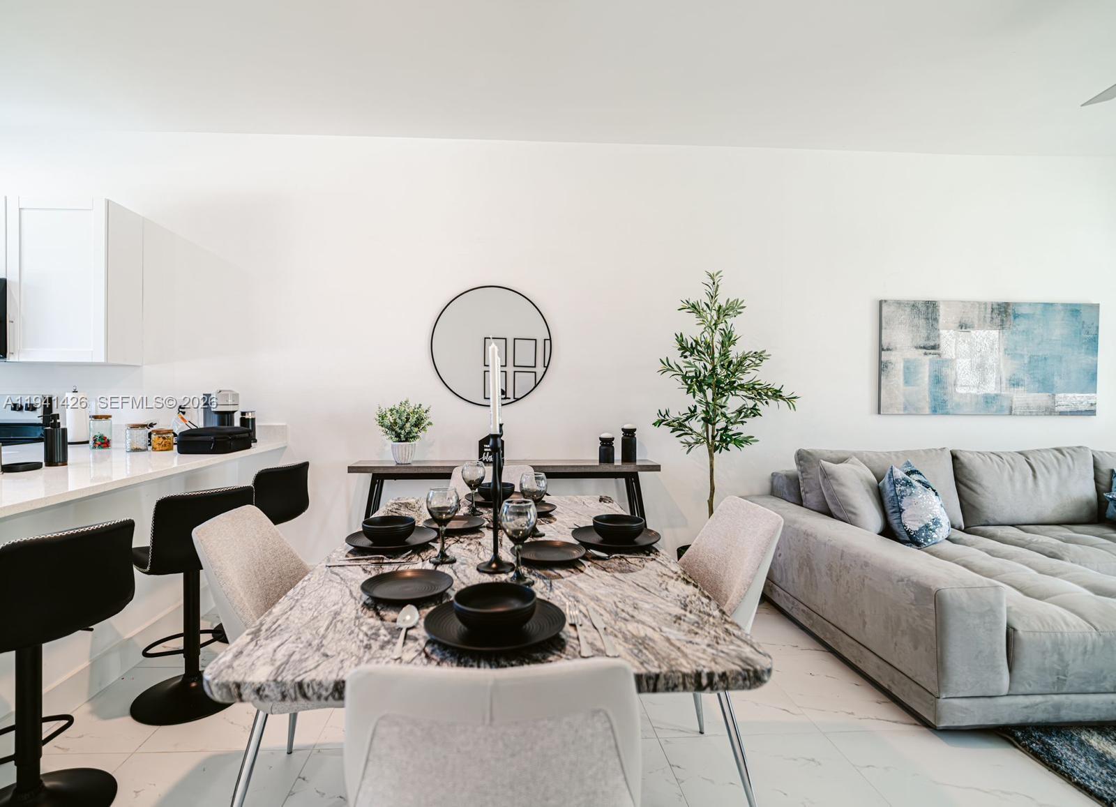 LEHIGH ESTATES - Residential Income