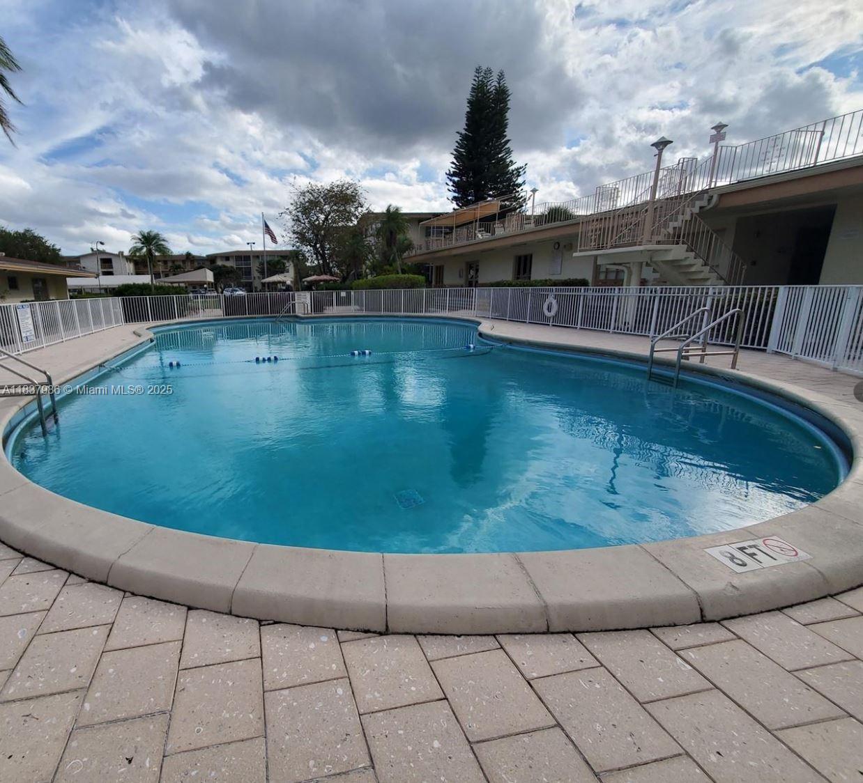 MAR-LEN GARDENS - Residential