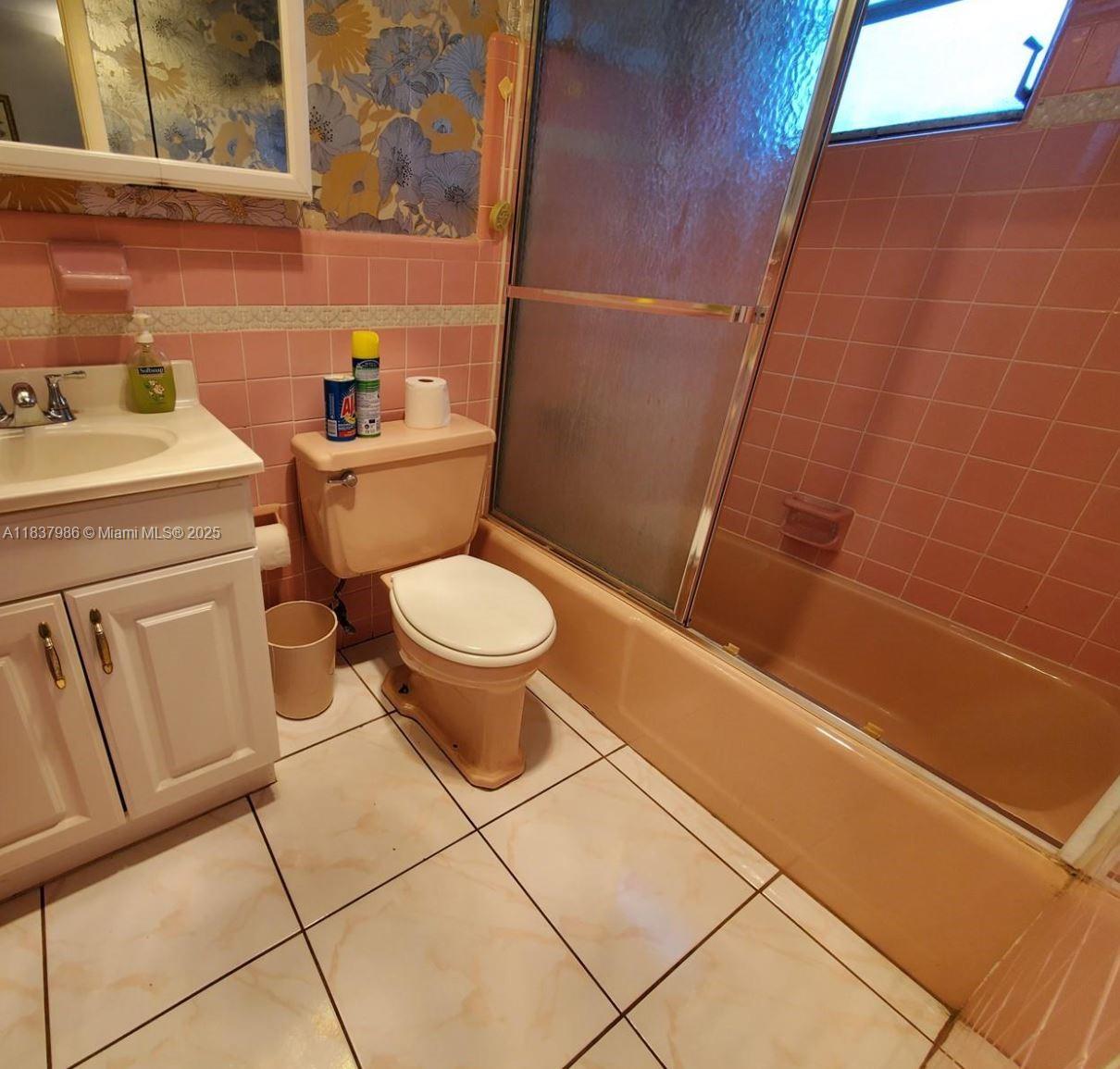 MAR-LEN GARDENS - Residential