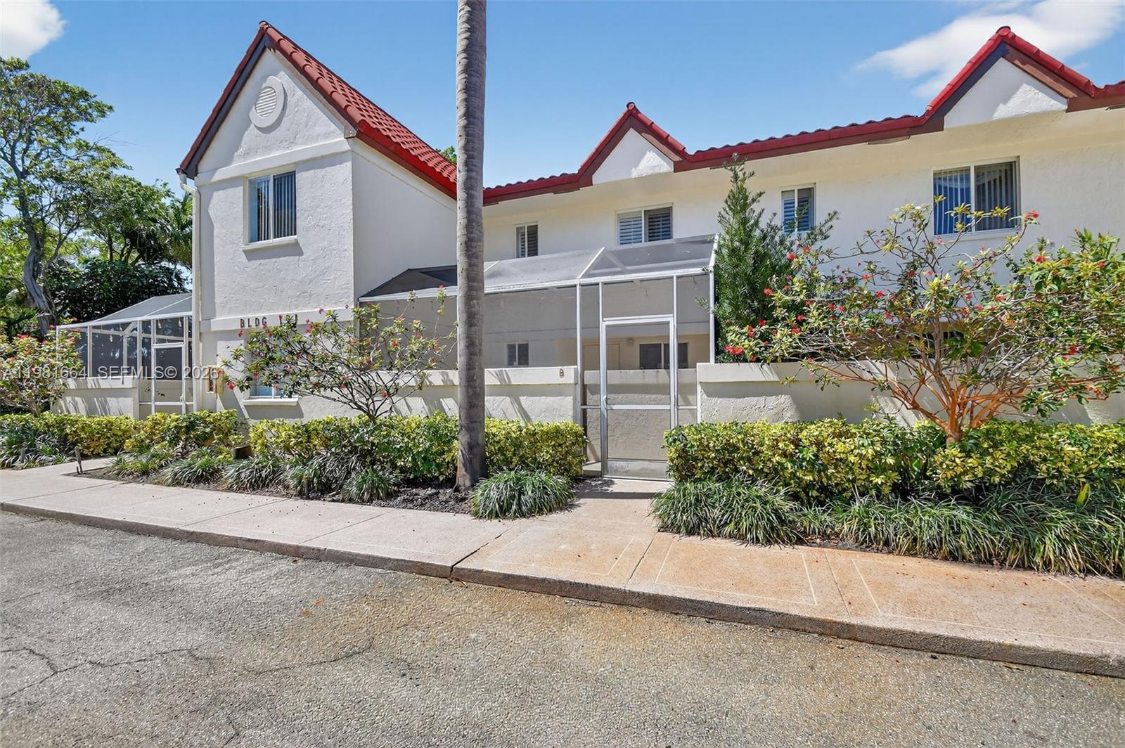 101 E Half Moon Cir B