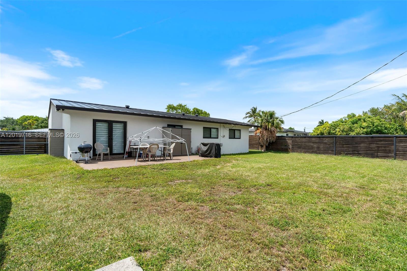 SOUTH CORAL HOMES SEC 2 - Residential