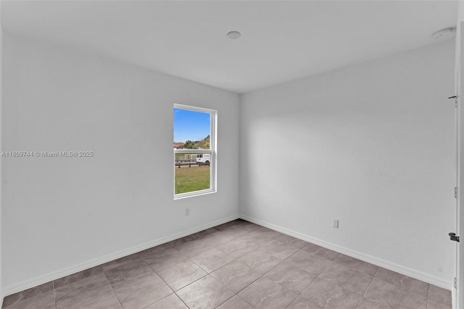 PORT ST LUCIE SECTION 33 - Residential