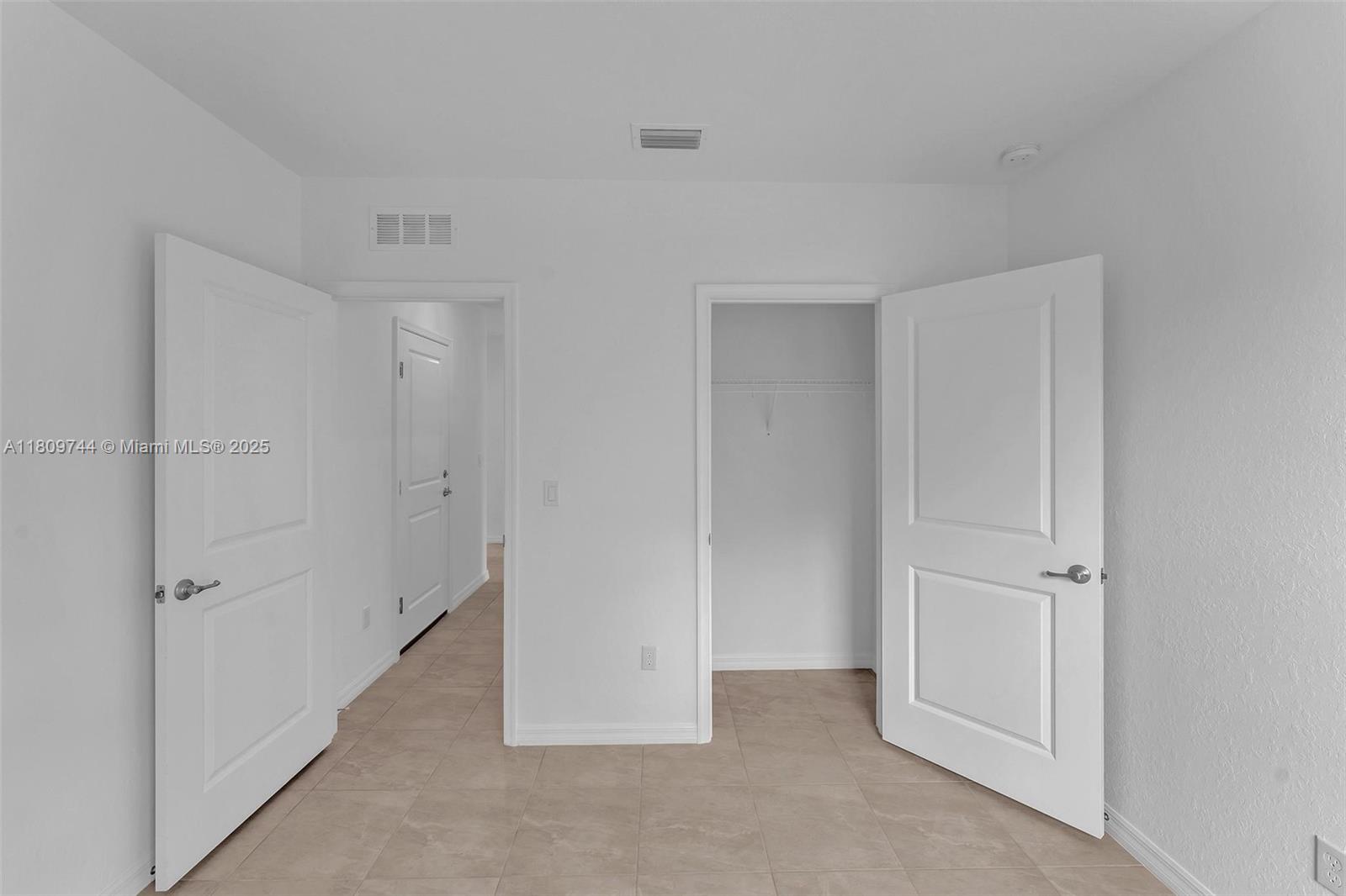 PORT ST LUCIE SECTION 33 - Residential