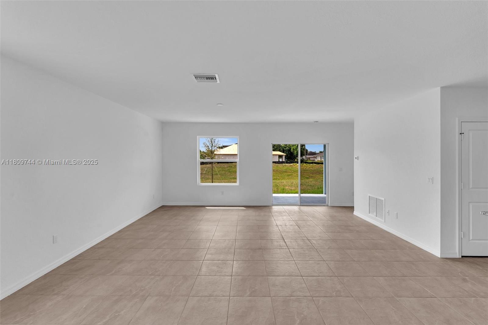 PORT ST LUCIE SECTION 33 - Residential
