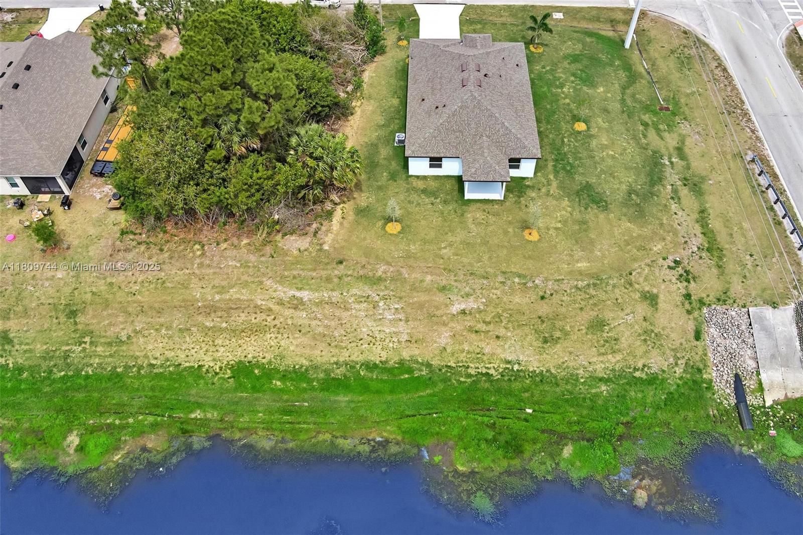 PORT ST LUCIE SECTION 33 - Residential