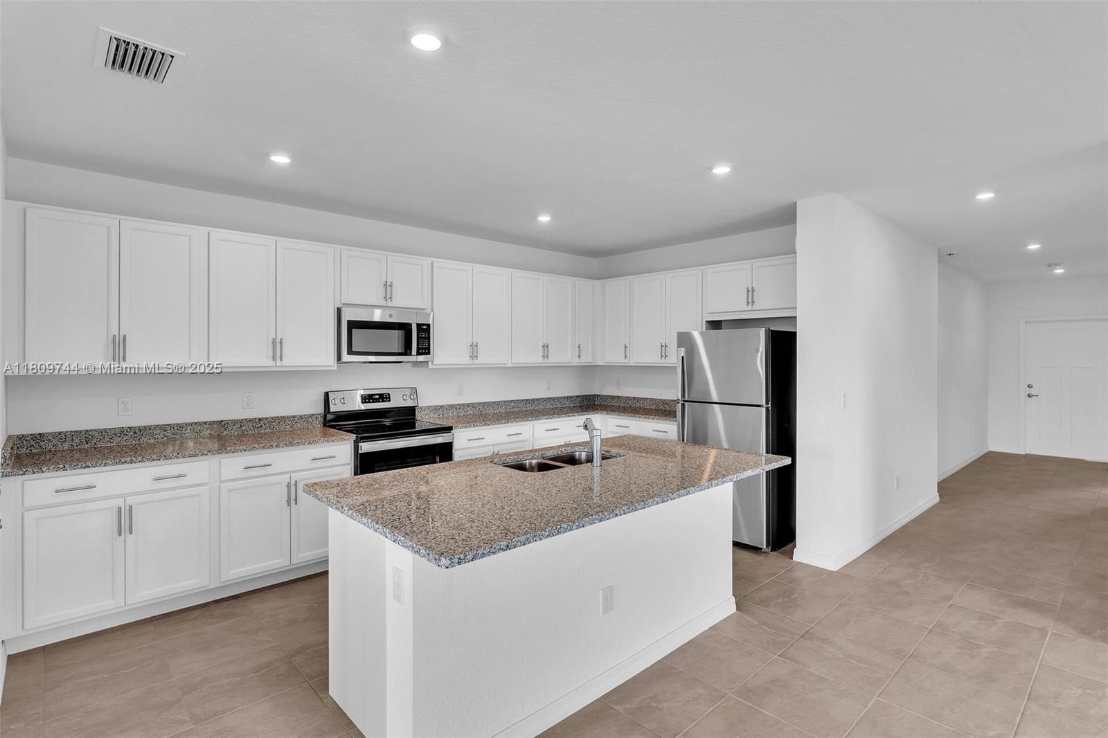 PORT ST LUCIE SECTION 33 - Residential