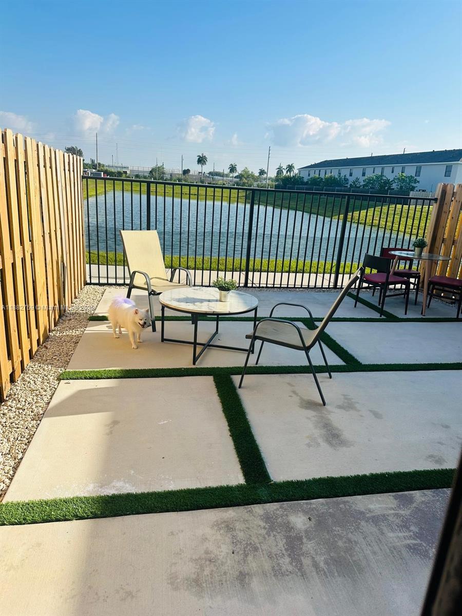 MIAMI LAND AND DEVELOPMEN - Residential Lease
