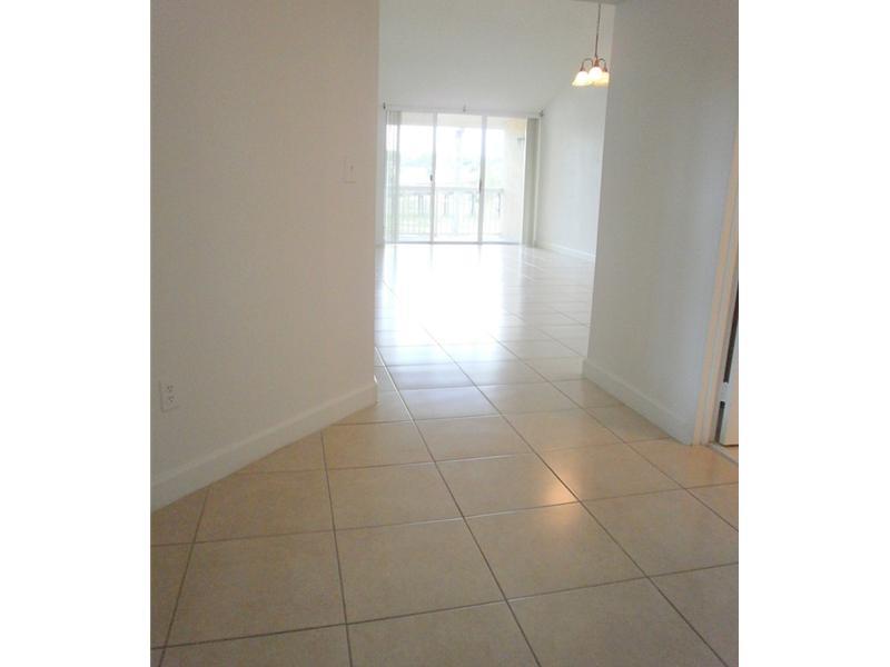 THE GREENS AT DORAL CONDO - Residential Lease