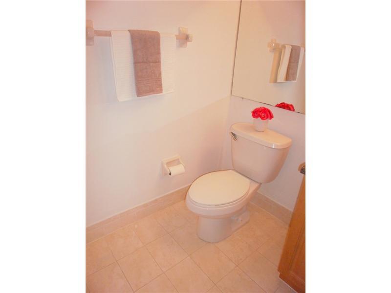 THE GREENS AT DORAL CONDO - Residential Lease