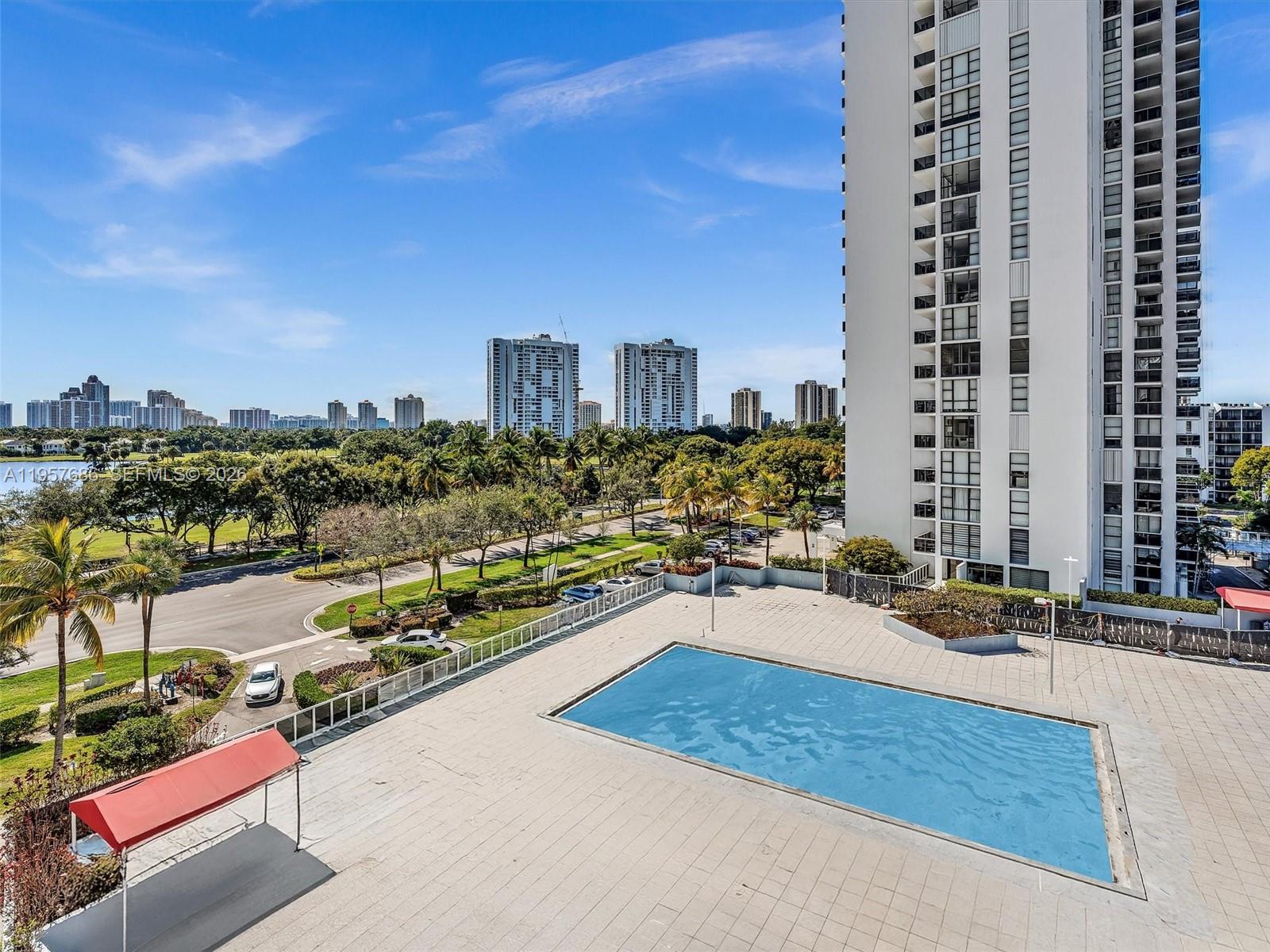 AVENTURA ELDORADO CONDO - Residential