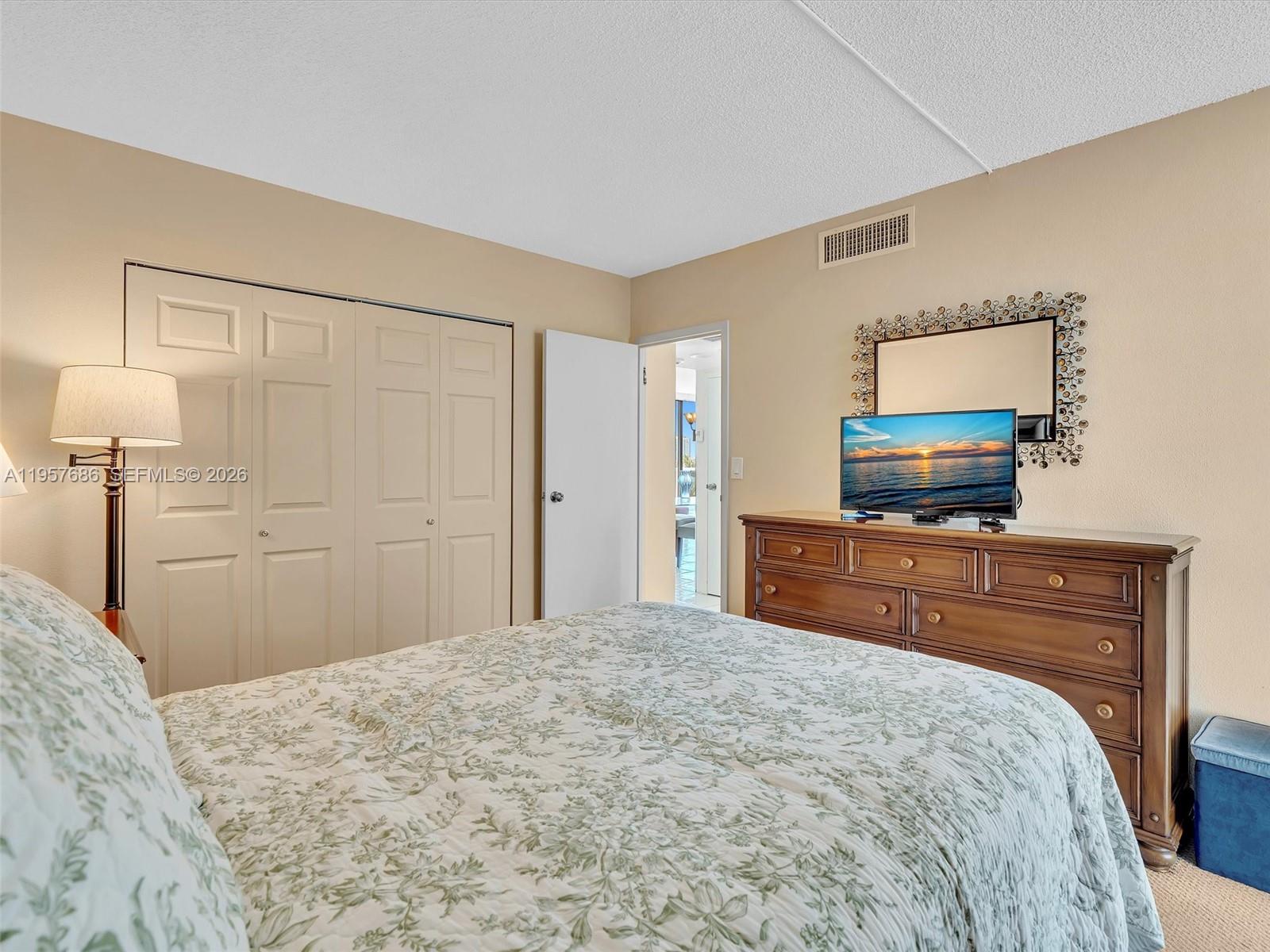 AVENTURA ELDORADO CONDO - Residential