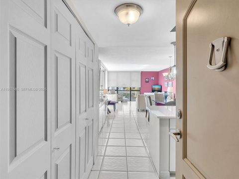 3675 N Country Club Dr 609 Aventura FL 33180