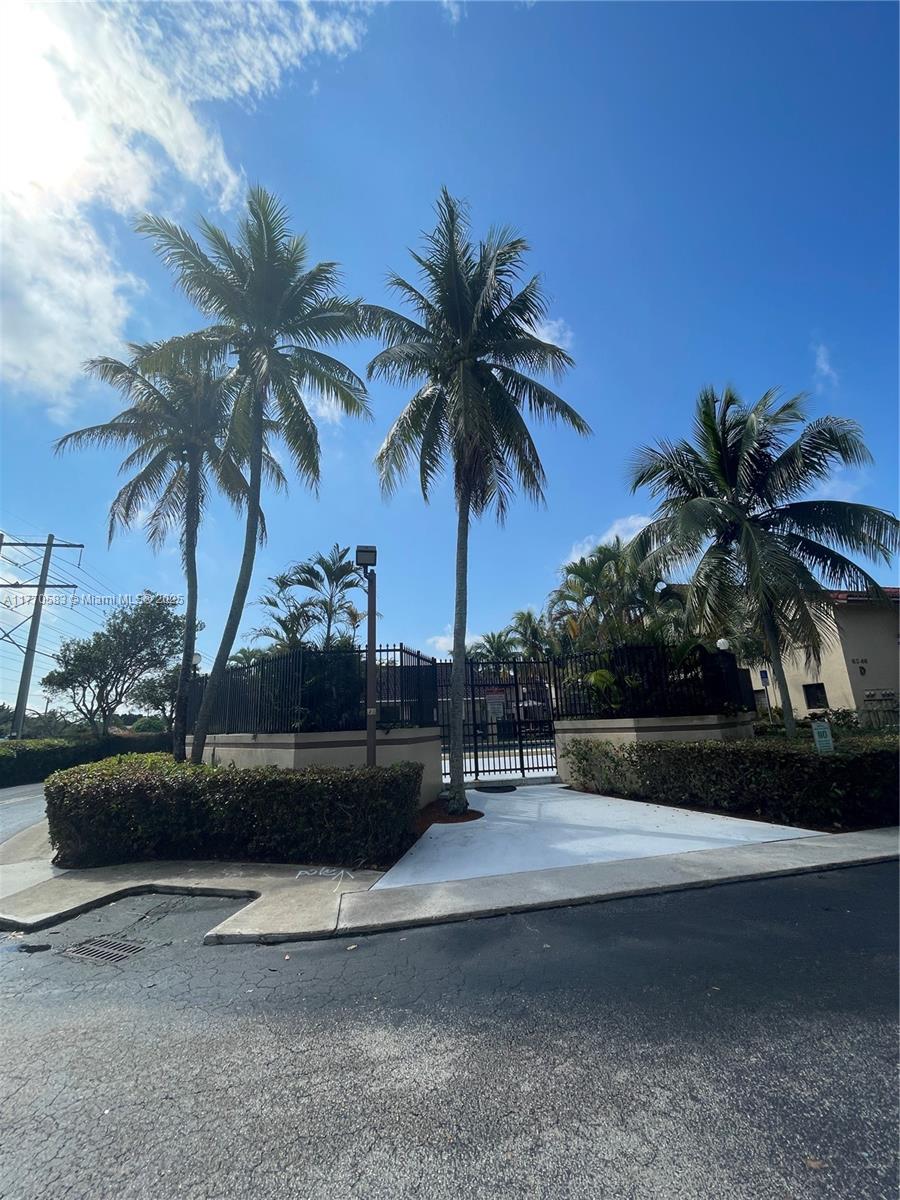 Property for Sale at 6346 Sw 136th Ct H201, Miami, Broward County, Florida - Bedrooms: 2 
Bathrooms: 2  - $290,000