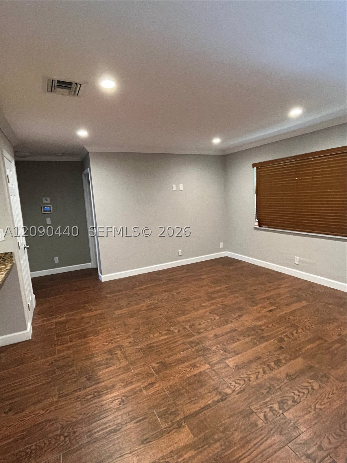 217 SW 10th St