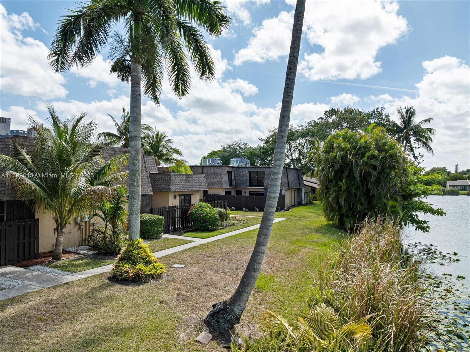 WATERVIEW ESTATES - Residential