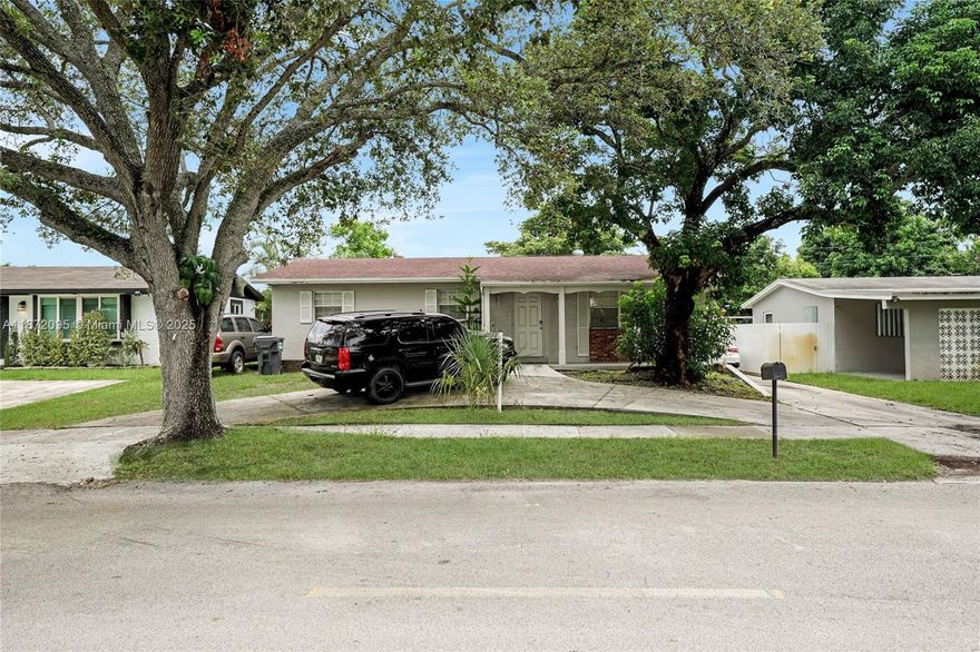 3 bedroom single family home in vibrant Hollywood, FL! Endless potential in the heart of Hollywood! Featuring formal living room with chimney, Florida room with sliding door that leads to the oversized fenced back yard; circular driveway, 2 car garage detached with plenty of parking space. Prime location just minutes from the Seminole Hard Rock Hotel & Casino, Fort Lauderdale–Hollywood Airport, beaches, dining, shopping, and entertainment.