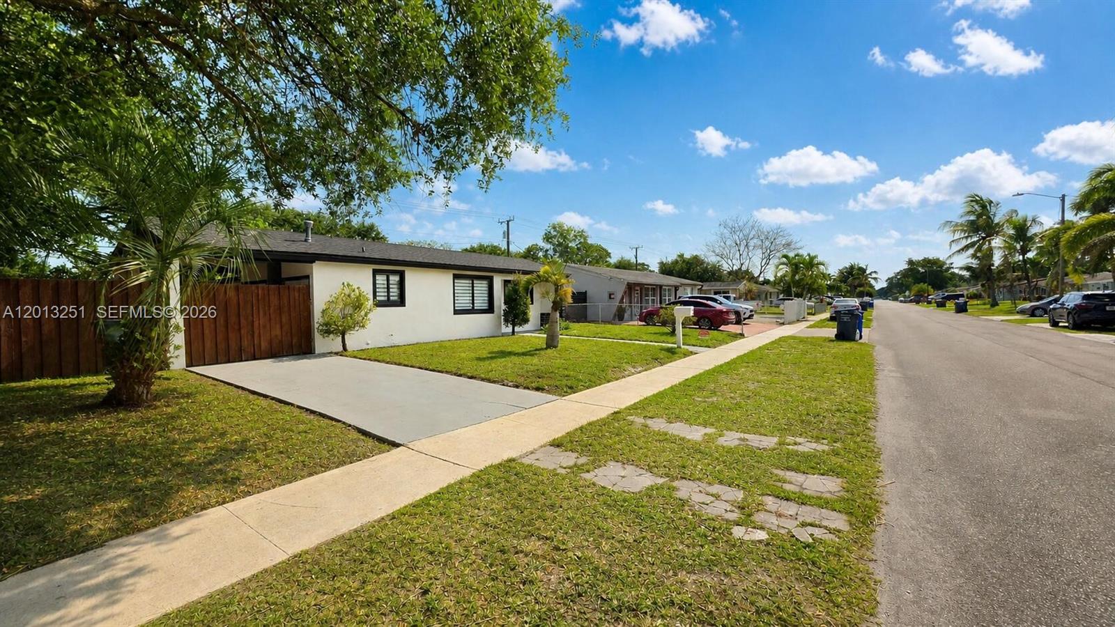 HERITAGE HOMES - Residential