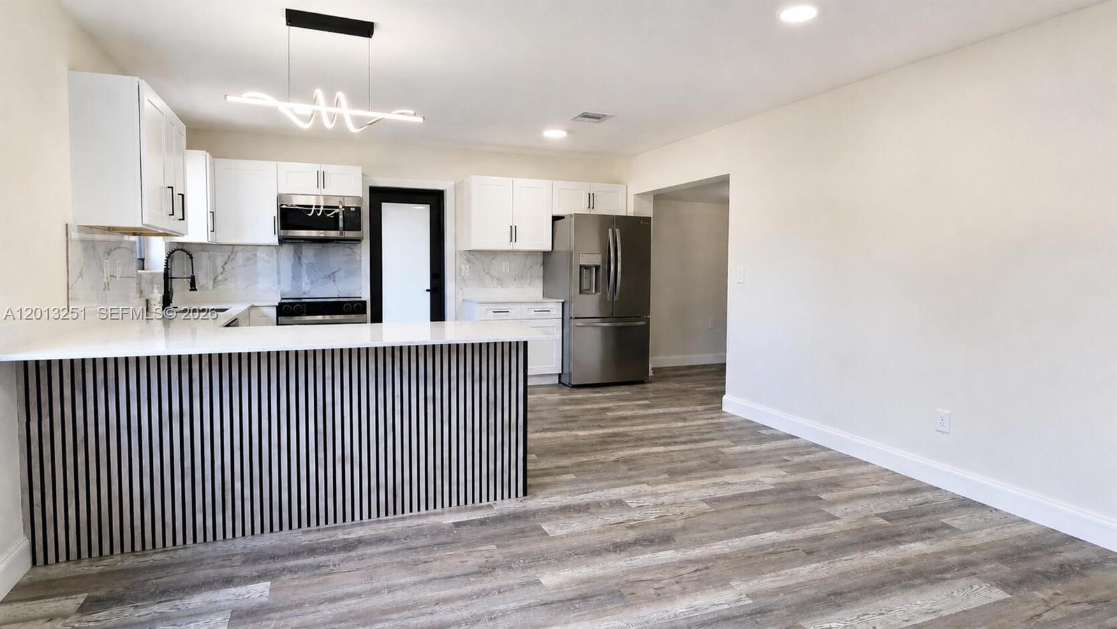 HERITAGE HOMES - Residential