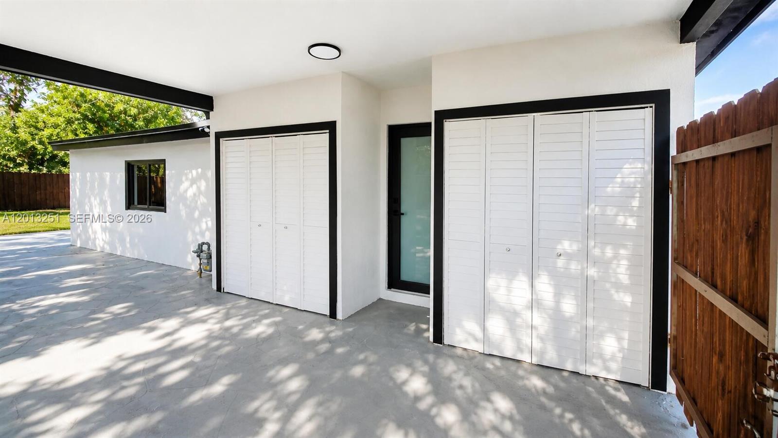 HERITAGE HOMES - Residential
