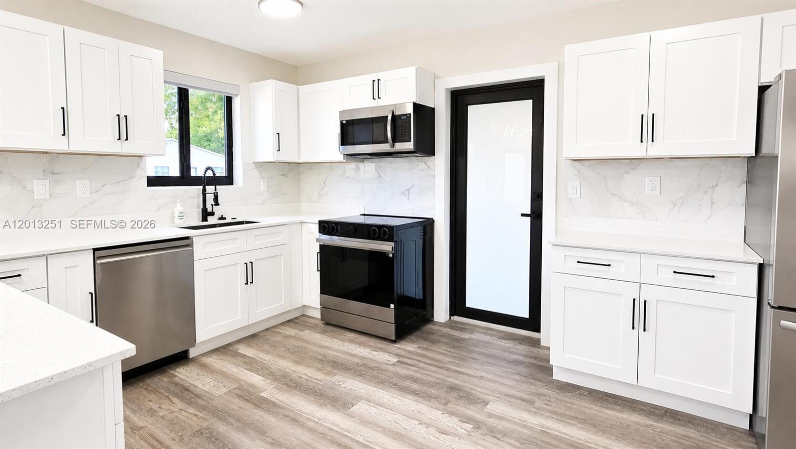 HERITAGE HOMES - Residential