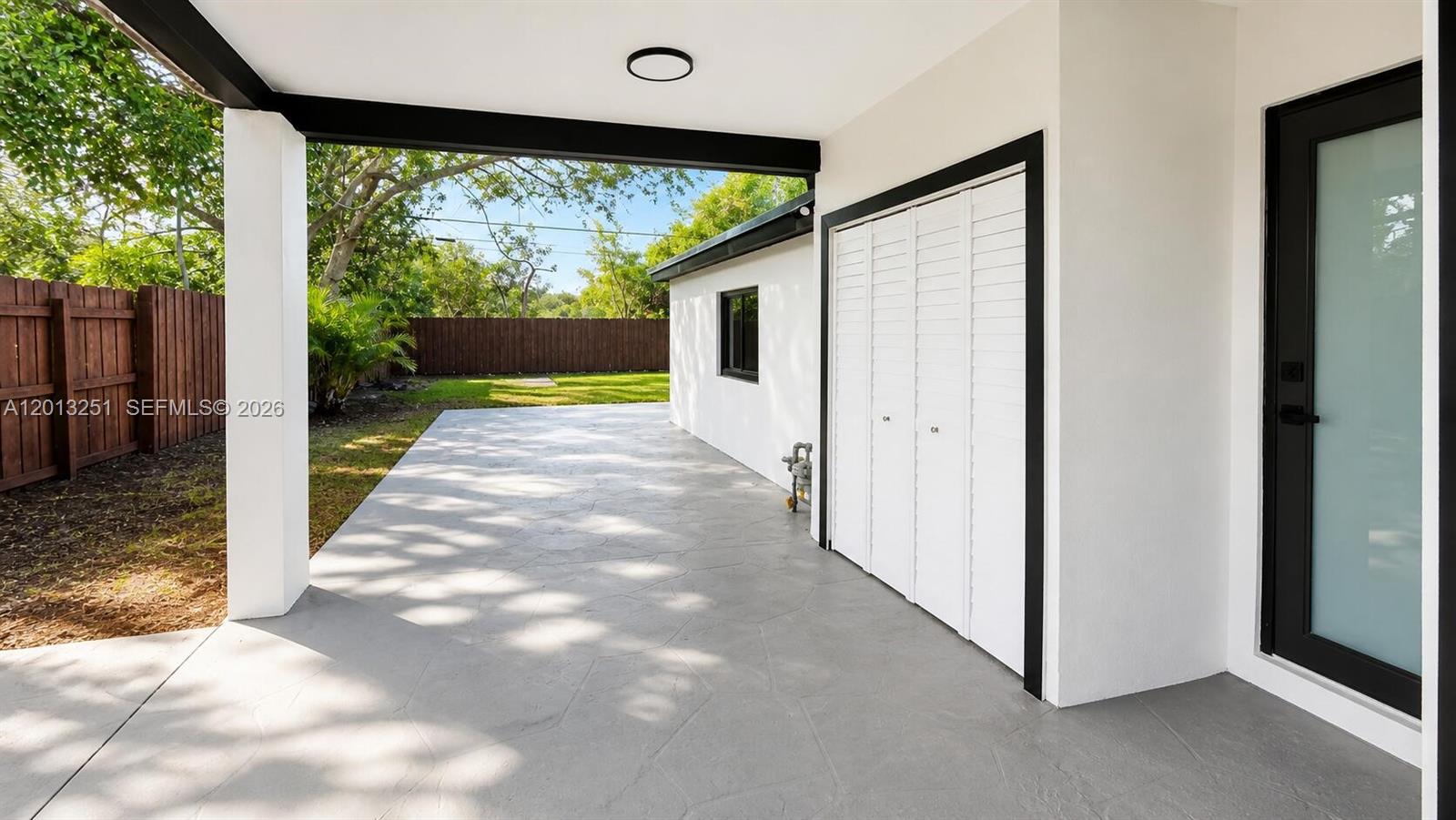 HERITAGE HOMES - Residential