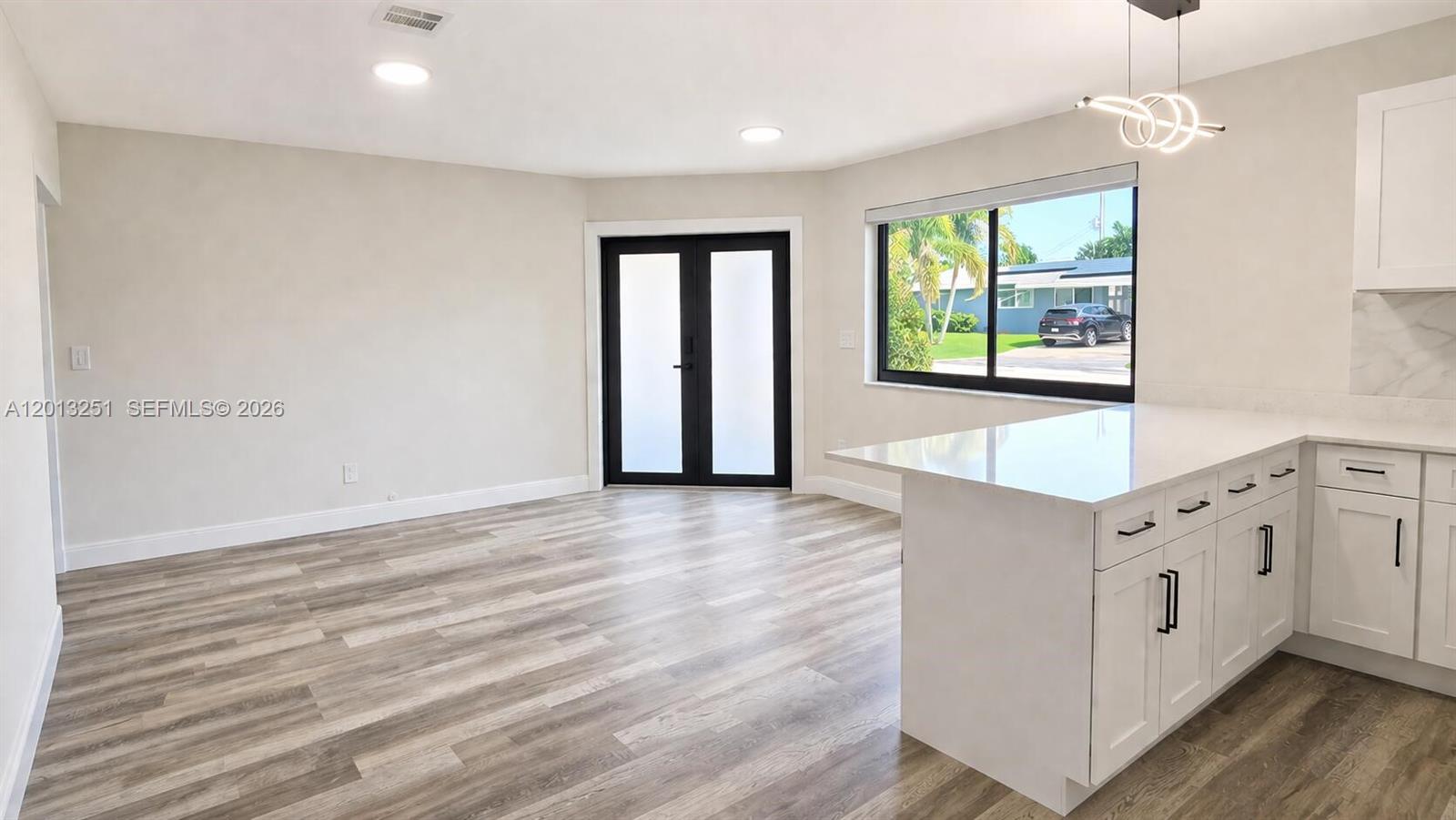 HERITAGE HOMES - Residential
