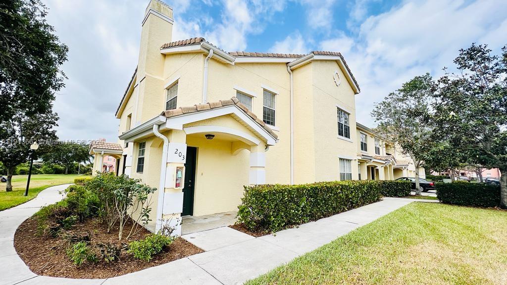 THE BELMONT II AT ST LUCI - Residential Lease