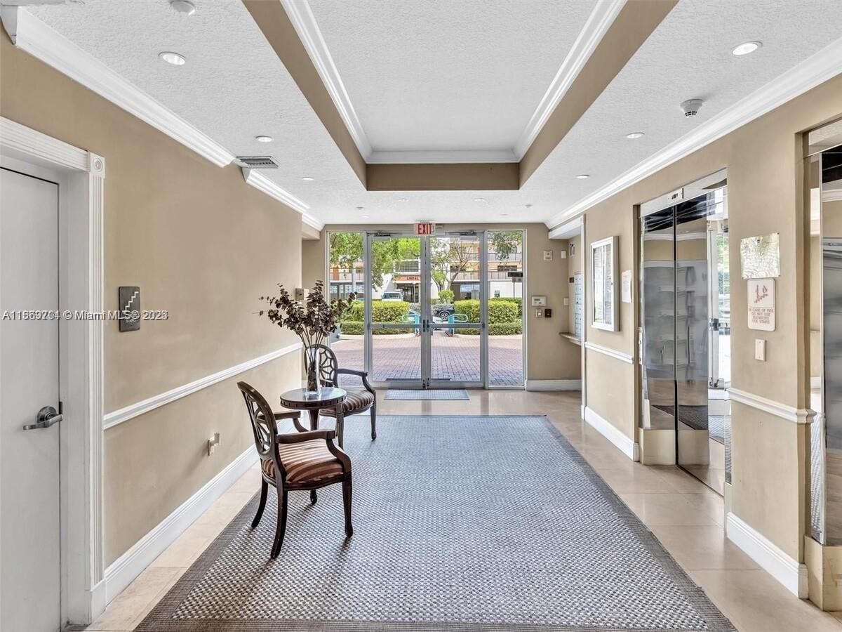 HALLANDALE BEACH PRIVATE - Residential Lease