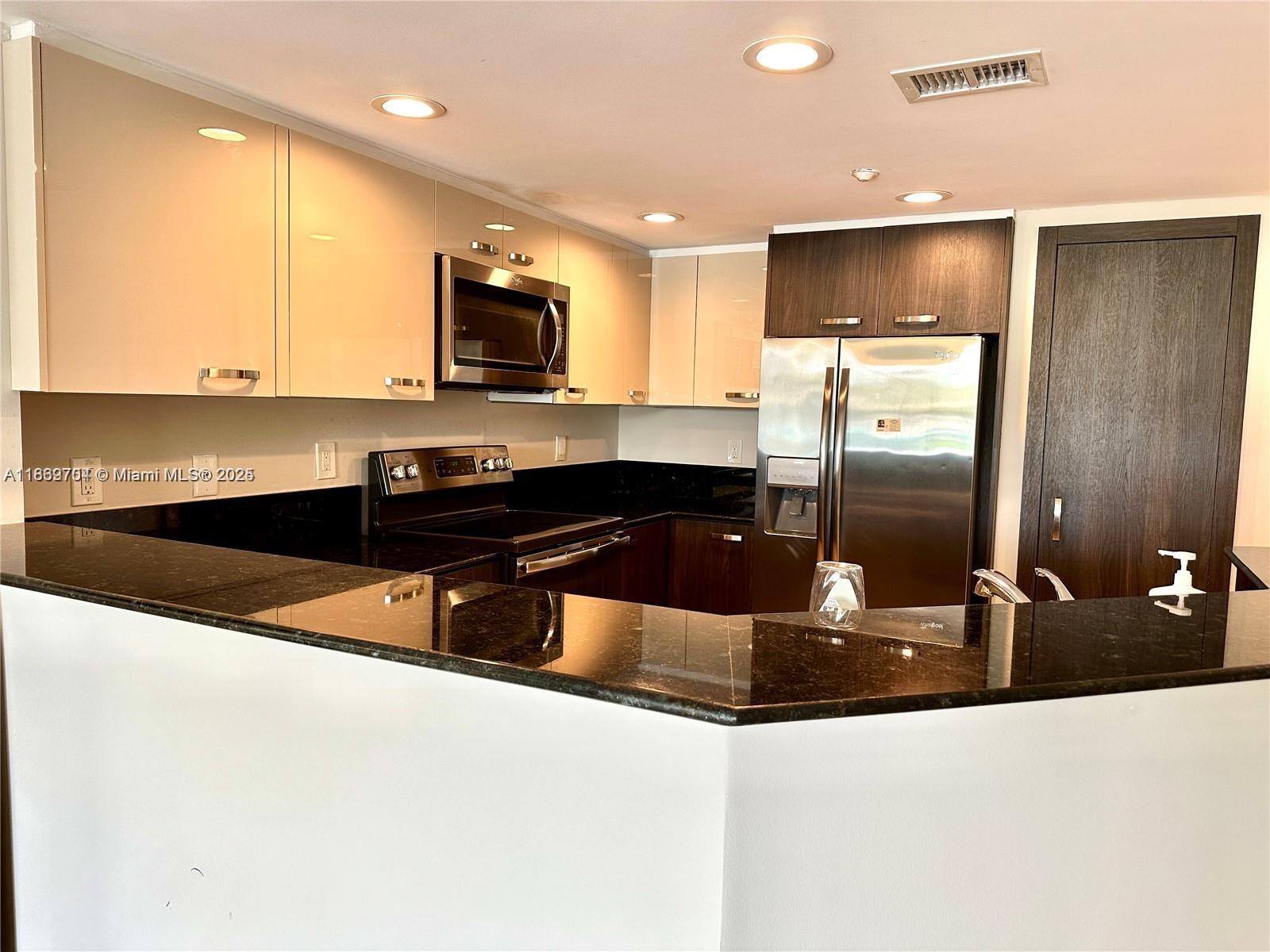 HALLANDALE BEACH PRIVATE - Residential Lease