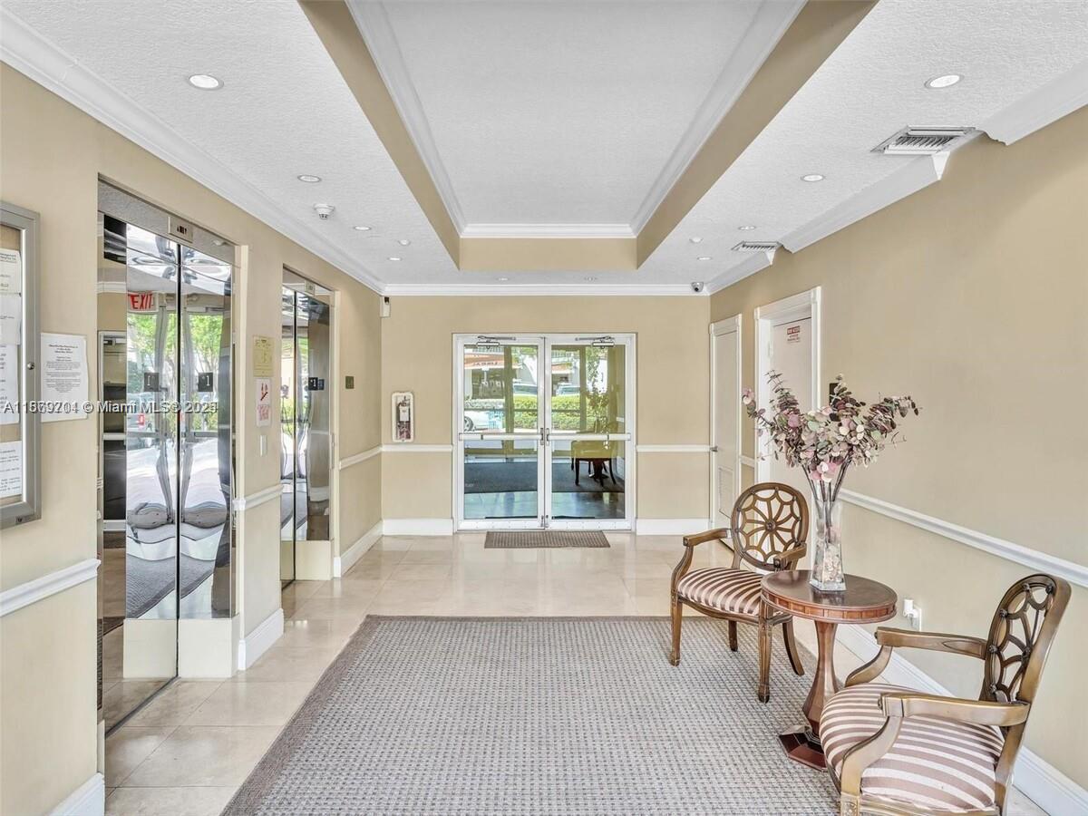 HALLANDALE BEACH PRIVATE - Residential Lease