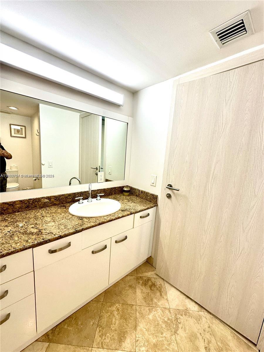 HALLANDALE BEACH PRIVATE - Residential Lease