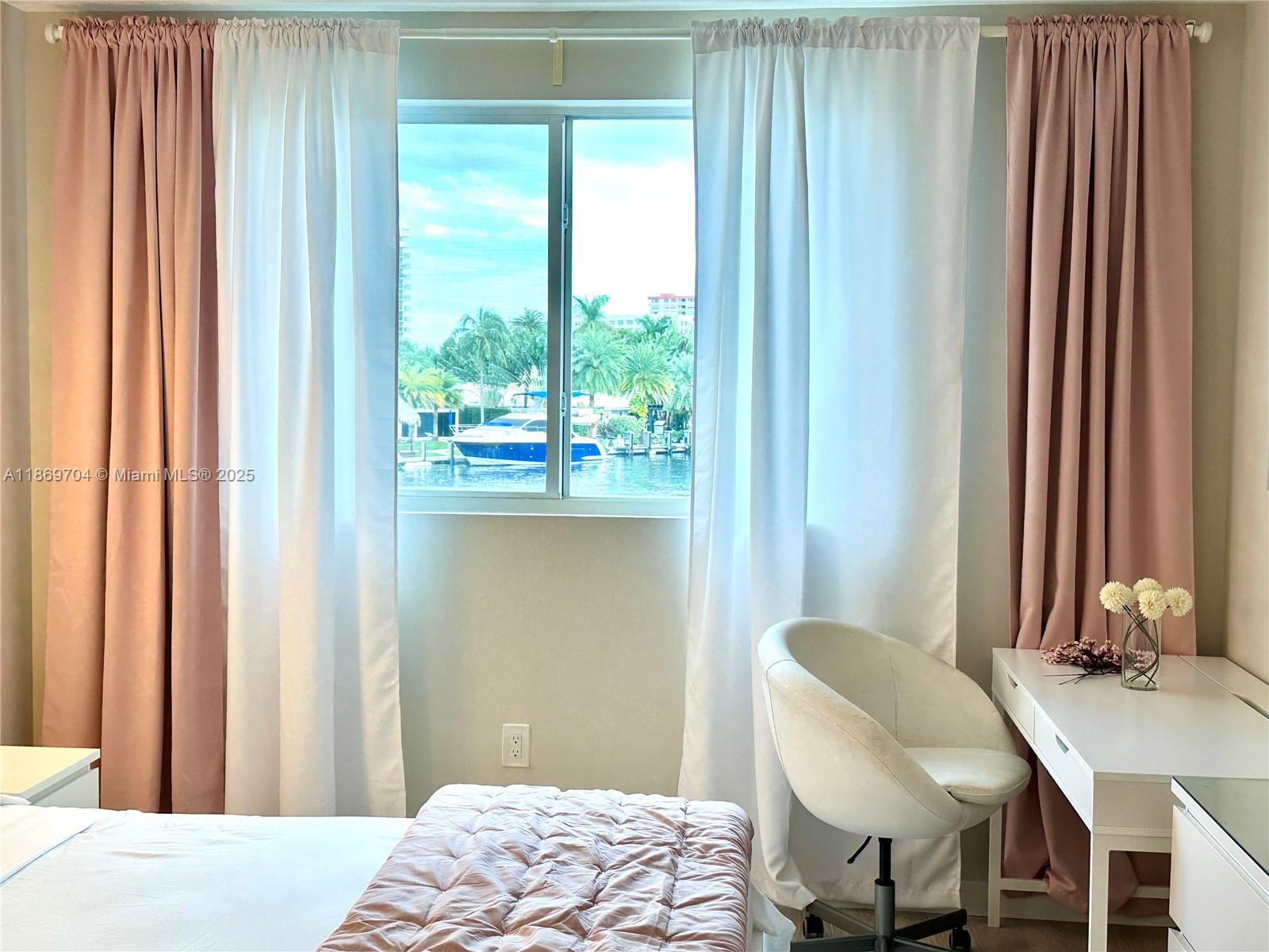 HALLANDALE BEACH PRIVATE - Residential Lease