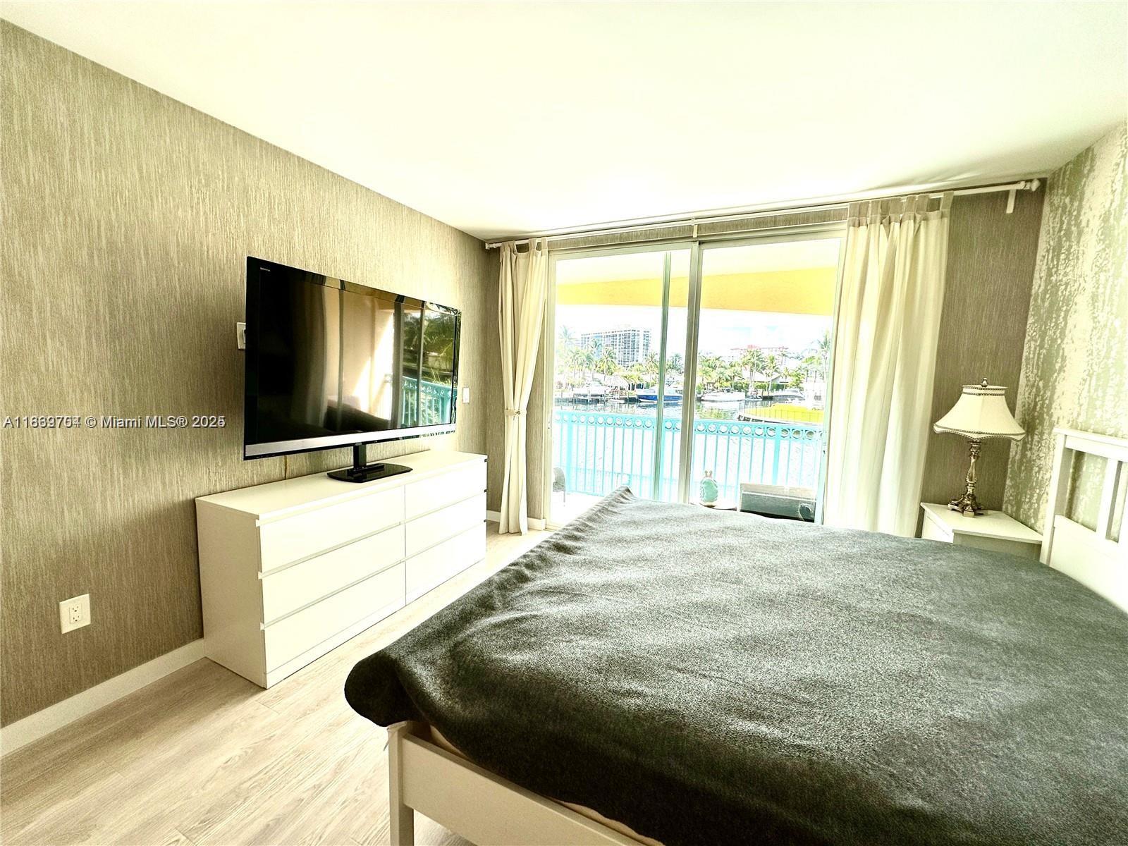 HALLANDALE BEACH PRIVATE - Residential Lease