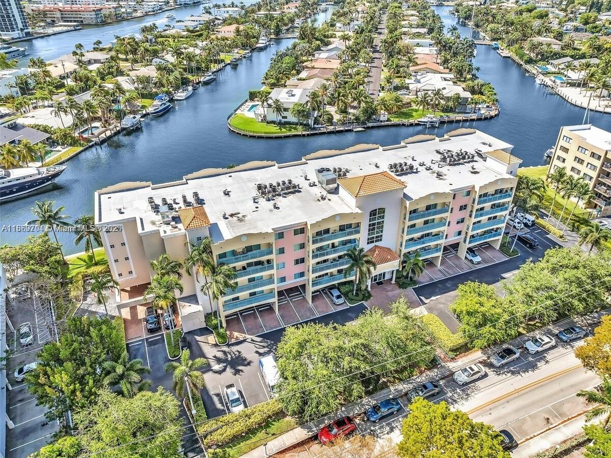 HALLANDALE BEACH PRIVATE - Residential Lease